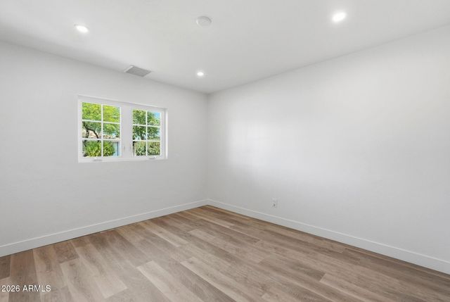 7641 E AVALON Drive, Scottsdale, AZ 85251