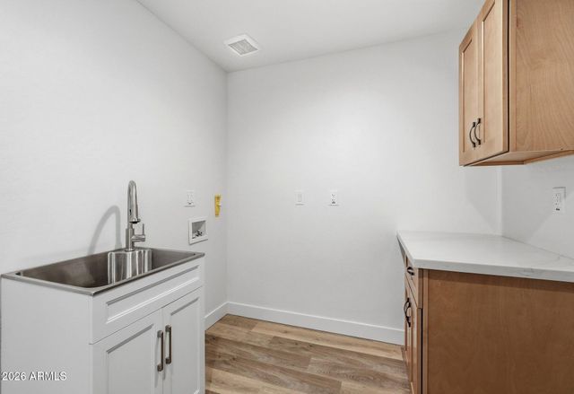 7641 E AVALON Drive, Scottsdale, AZ 85251