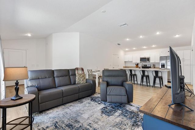 835 CONROE STREET, The Villages, FL 34762