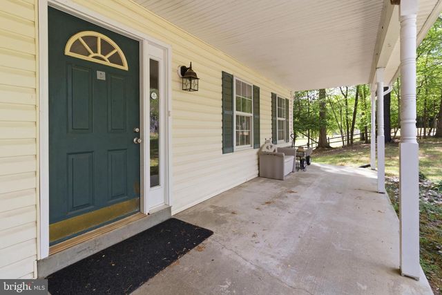 5817 MAGNOLIA CIR, Saint Leonard, MD 20685