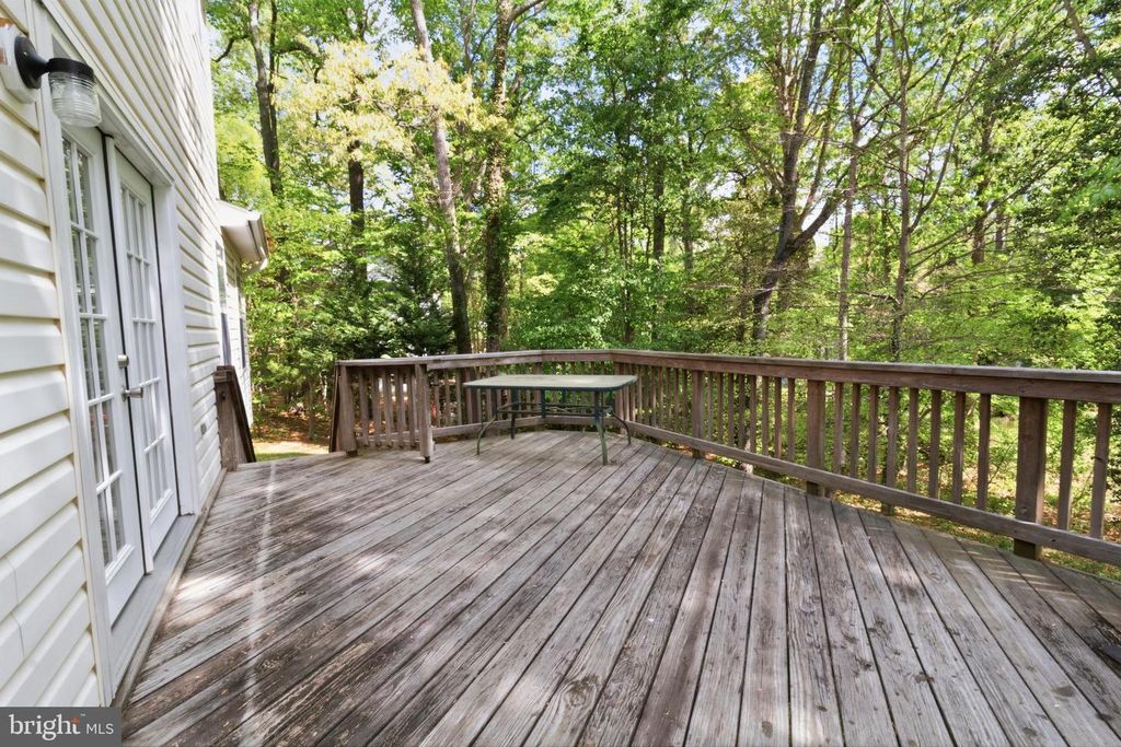 Image 16 of property listing at 5817 MAGNOLIA CIR, Saint Leonard, MD 20685
