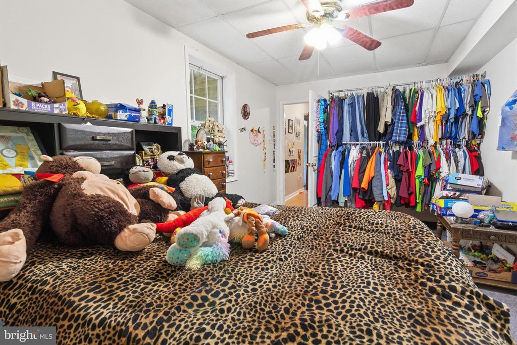 Image 40 of property listing at 5817 MAGNOLIA CIR, Saint Leonard, MD 20685