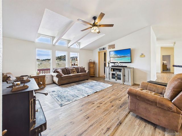 699 Cedar Hills Road, Penrose, CO 81240