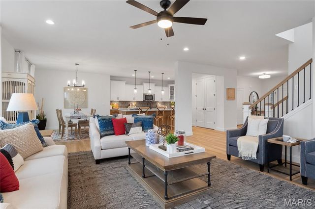 301 Healthy Way, St Charles, MO 63304