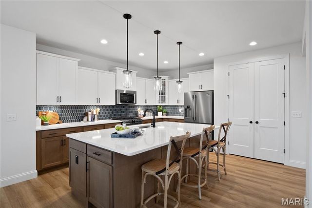 301 Healthy Way, St Charles, MO 63304