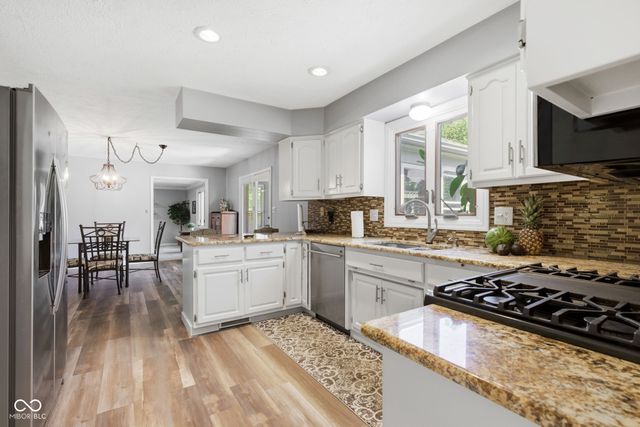 7172 W Anton Way, New Palestine, IN 46163