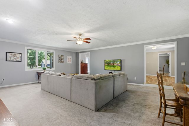 7172 W Anton Way, New Palestine, IN 46163