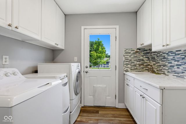 7172 W Anton Way, New Palestine, IN 46163