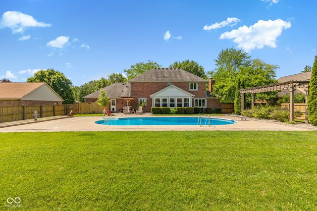 7172 W Anton Way, New Palestine, IN 46163