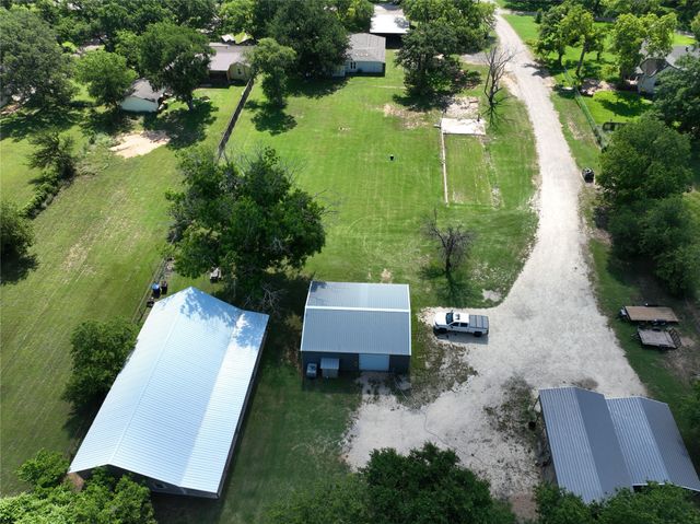 214 Hemphill Street, Hico, TX 76457