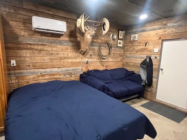 214 Hemphill Street, Hico, TX 76457