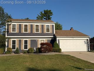 385 Arlington Drive, Rochester Hills, MI 48307