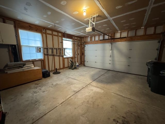 429 Prairieview Drive, Oswego, IL 60543