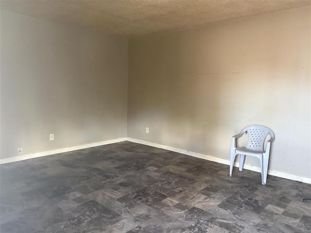 2005 2Nd Ave Avenue, Lake Charles, LA 70601