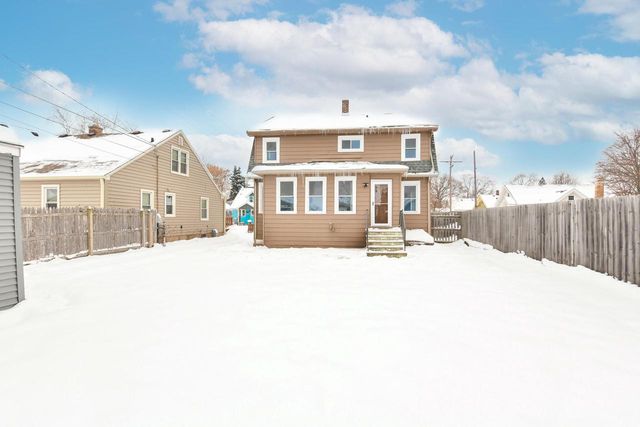 7413 15th AVENUE, Kenosha, WI 53143