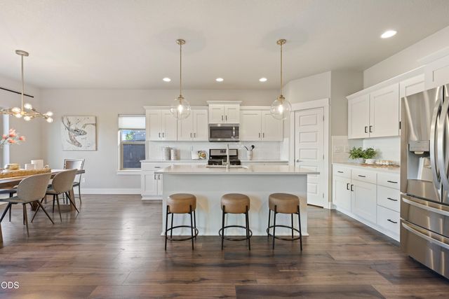 21370 NE Nolan Court, Bend, OR 97701