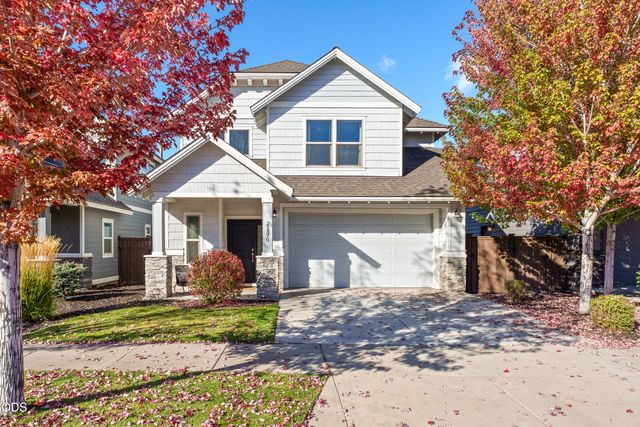 21370 NE Nolan Court, Bend, OR 97701
