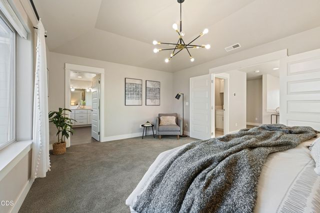 21370 NE Nolan Court, Bend, OR 97701