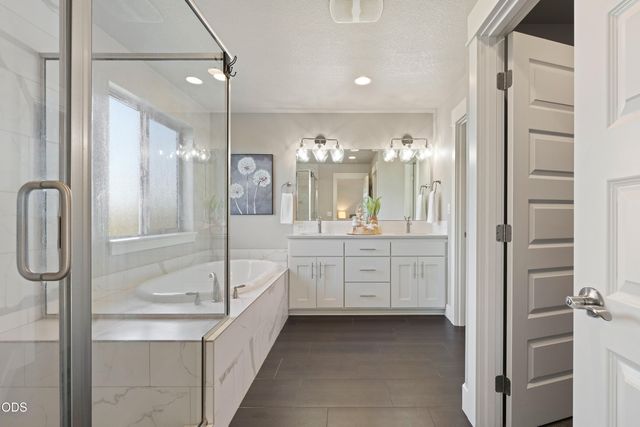 21370 NE Nolan Court, Bend, OR 97701