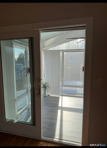 35 Knapps Highway, Fairfield, CT 06825