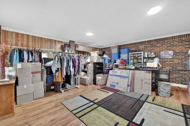 8 Sharpes Hollow Rd, Fayetteville, TN 37334