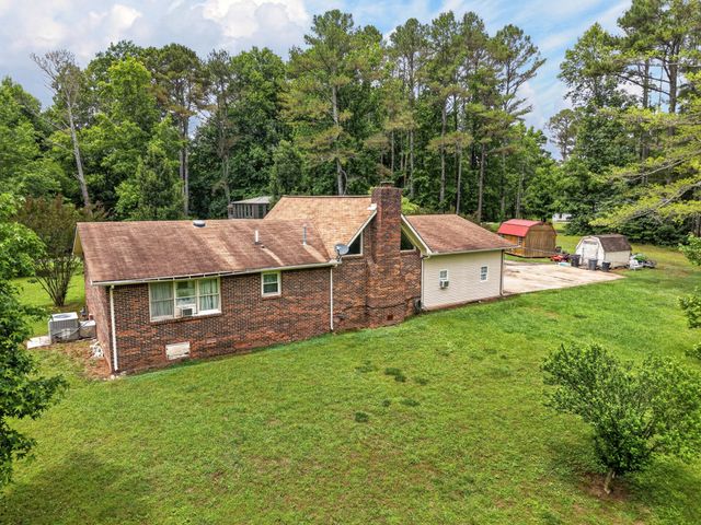 8 Sharpes Hollow Rd, Fayetteville, TN 37334