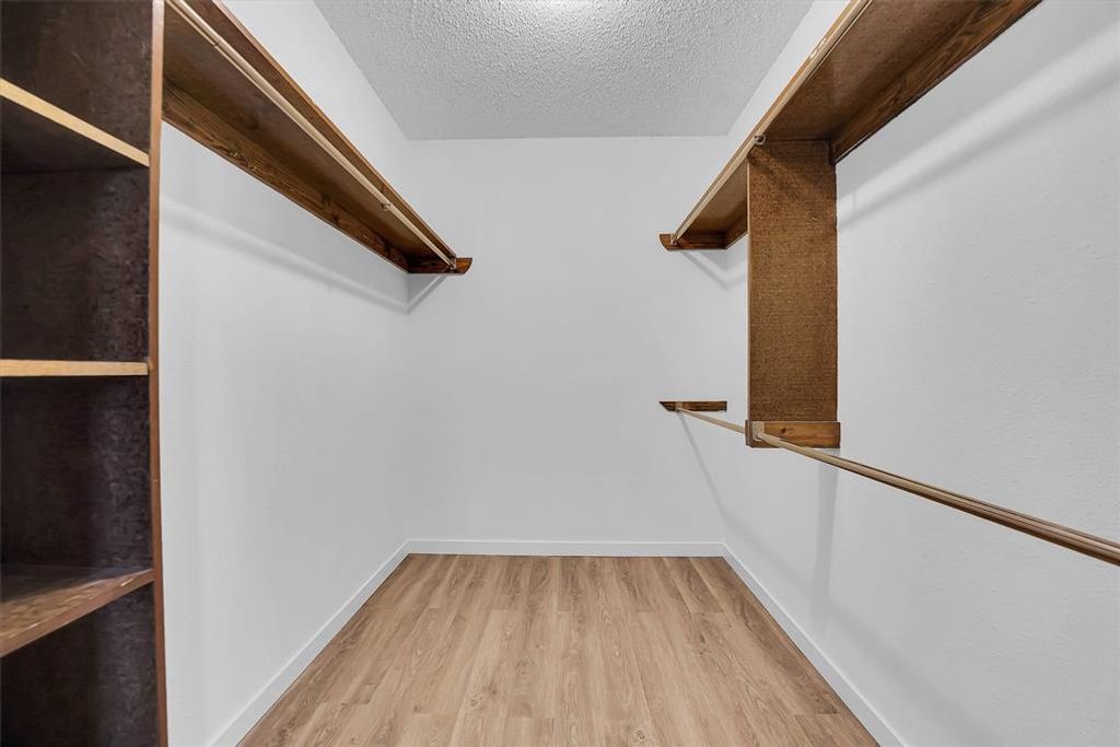 Image 20 of property listing at 412 E Washington Avenue, Sayre, OK 73662