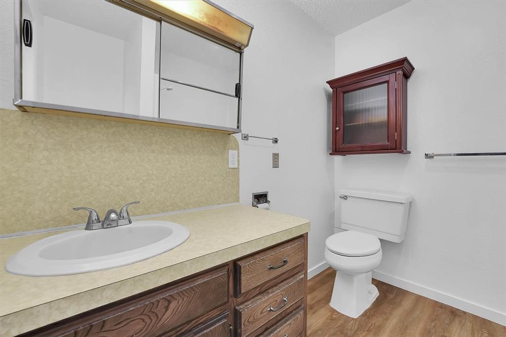 Image 26 of property listing at 412 E Washington Avenue, Sayre, OK 73662