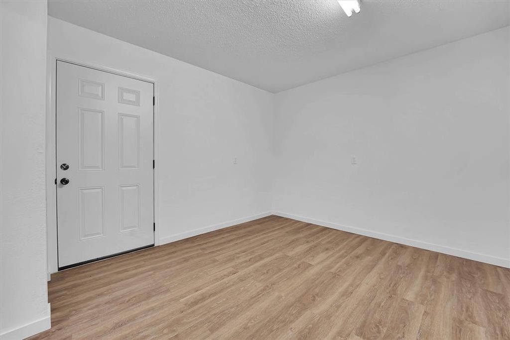 Image 6 of property listing at 412 E Washington Avenue, Sayre, OK 73662