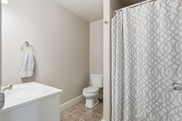 1125 Coral Isle Cove, Fort Wayne, IN 46845