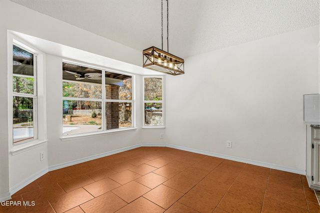 375 BRILL Circle, Horizon City, TX 79928