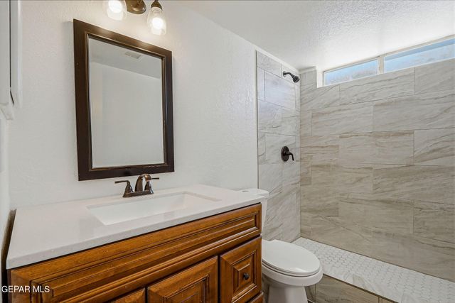 375 BRILL Circle, Horizon City, TX 79928