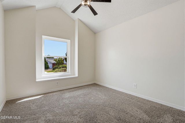 375 BRILL Circle, Horizon City, TX 79928