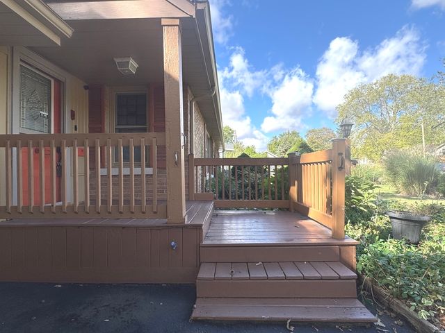 1686 E Bourbonnais Street, Kankakee, IL 60901