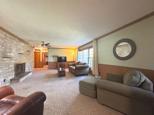 1686 E Bourbonnais Street, Kankakee, IL 60901