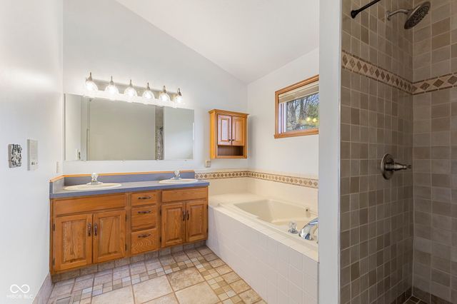 1275 Rosewood Lane, Mooresville, IN 46158