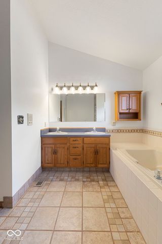 1275 Rosewood Lane, Mooresville, IN 46158