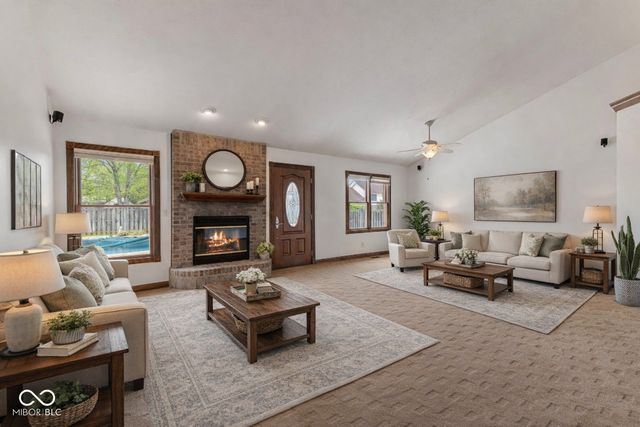 1275 Rosewood Lane, Mooresville, IN 46158
