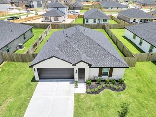 9011 Serene Haven Ln, Iowa Colony, TX 77583
