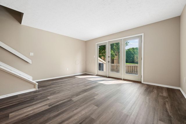 1792 Sawgrass Drive, Reynoldsburg, OH 43068