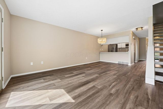 1792 Sawgrass Drive, Reynoldsburg, OH 43068