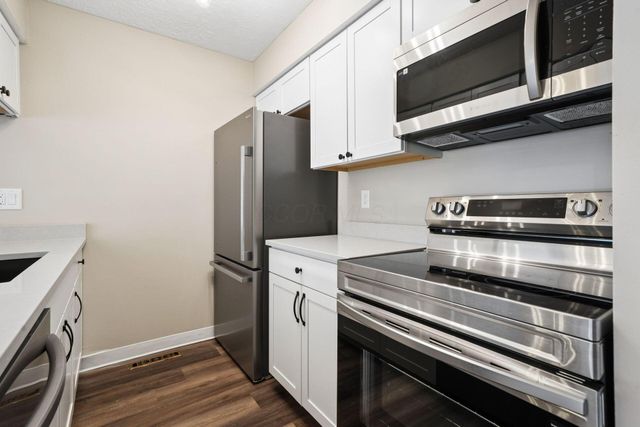 1792 Sawgrass Drive, Reynoldsburg, OH 43068