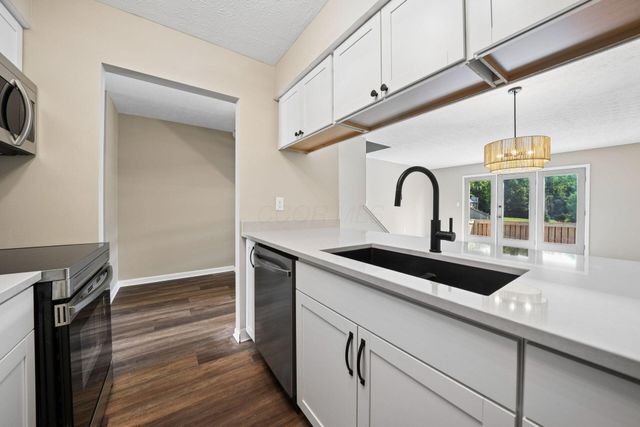 1792 Sawgrass Drive, Reynoldsburg, OH 43068