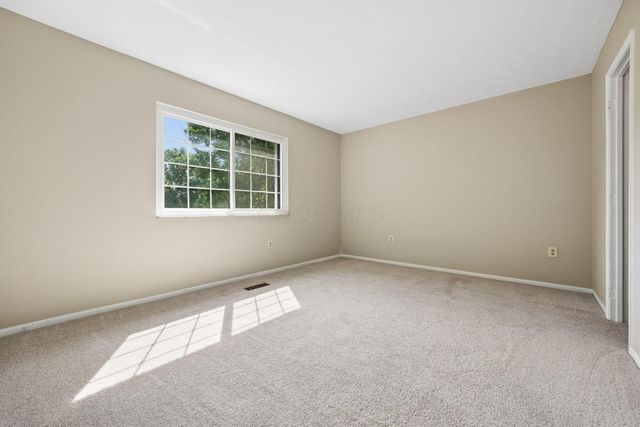 1792 Sawgrass Drive, Reynoldsburg, OH 43068