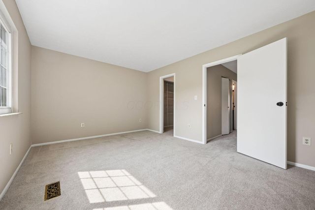 1792 Sawgrass Drive, Reynoldsburg, OH 43068