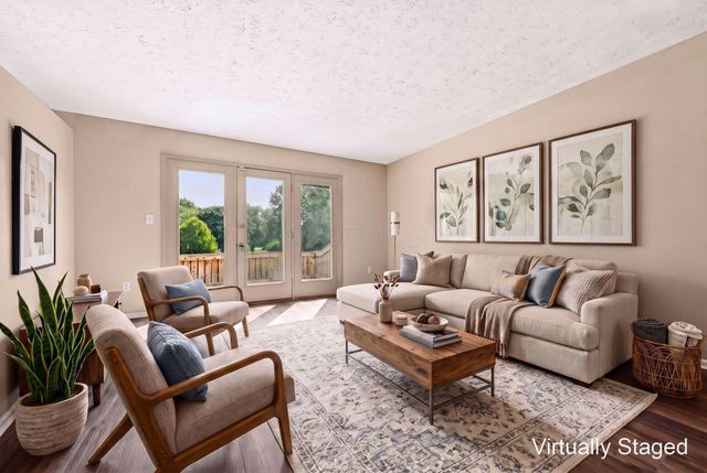 1792 Sawgrass Drive, Reynoldsburg, OH 43068