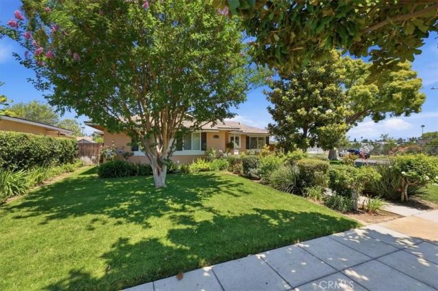 8633 Garfield Street, Riverside, CA 92504