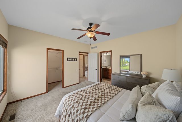 805 NW Reinhart Drive, Ankeny, IA 50023