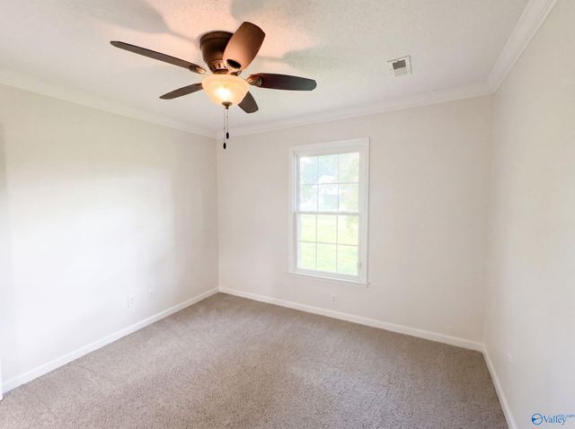 107 Nathan Drive, Owens Cross Roads, AL 35763