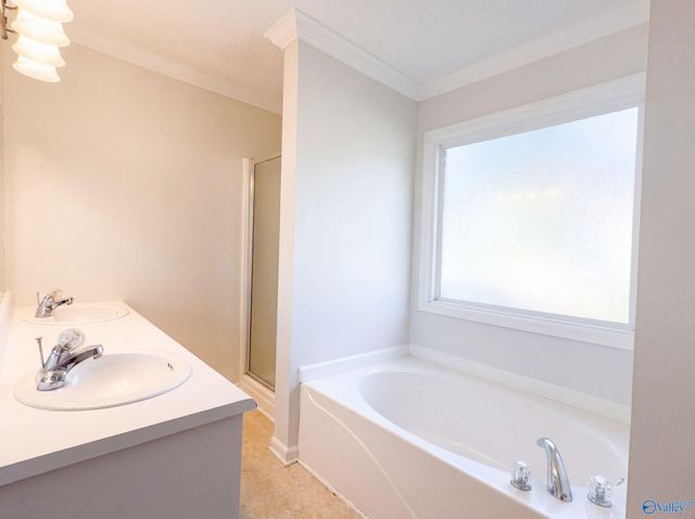 107 Nathan Drive, Owens Cross Roads, AL 35763